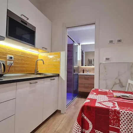 Giudei House Smart 2 公寓 *